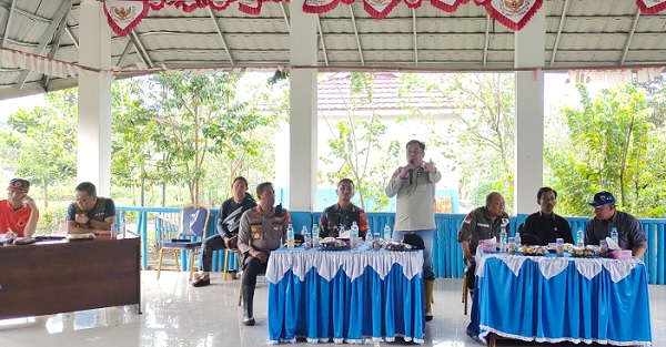 Pertama Kali, Bupati Lahat Cik Ujang Pimpin Rapat di Kantor Camat Mulak Sebingkai, ini Hasilnya