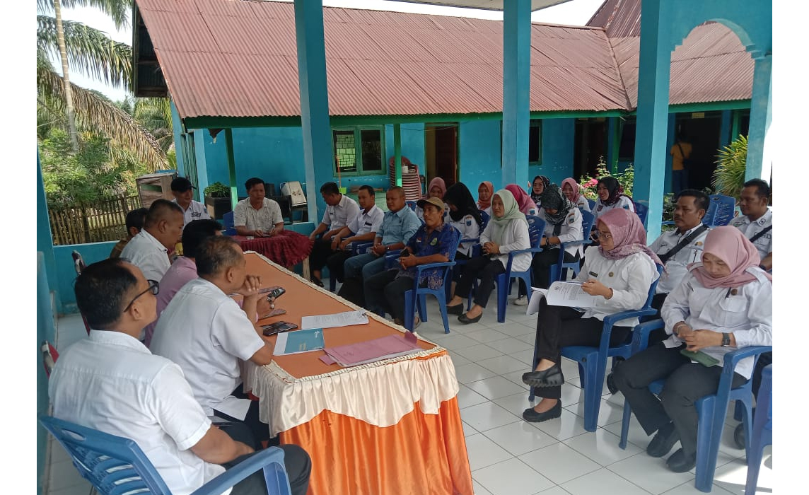Pemerintah Kecamatan Kikim Tengah Sosialisasikan Pembentukan Koperasi Desa Merah Putih