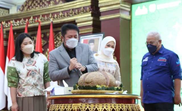 Paguyuban Bakso Dapat Bantuan KUR