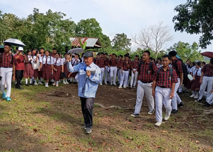 137 Siswa-Siswi SMA Santo Yosef Lahat Lakukan Outing Class ke Situs Megalitik Tinggihari 