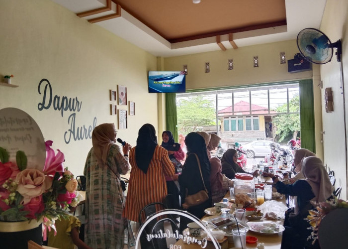 Dapur Aurel Sajikan Menu Spesial, Selera Masakan Jeme Dusun