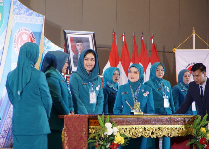 Selamat, Sri Meliyana Bursah Zarnubi Sah Menjabat Ketua TP PKK Kabupaten Lahat Periode 2025-2030