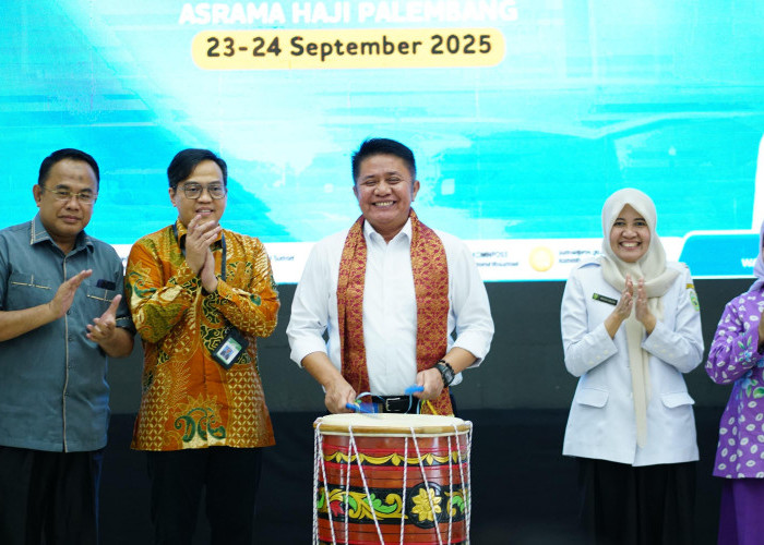 Cerdas Cermat Empat Pilar Tingkat SMA/SMK Se-Sumsel, Herman Deru Tekankan Pentingnya Bakat dan Percaya Diri