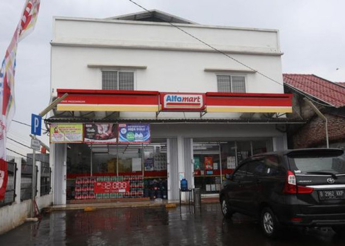 Tertarik Punya Alfamart Sendiri? Segini Biaya dan Estimasi Balik Modal 2026