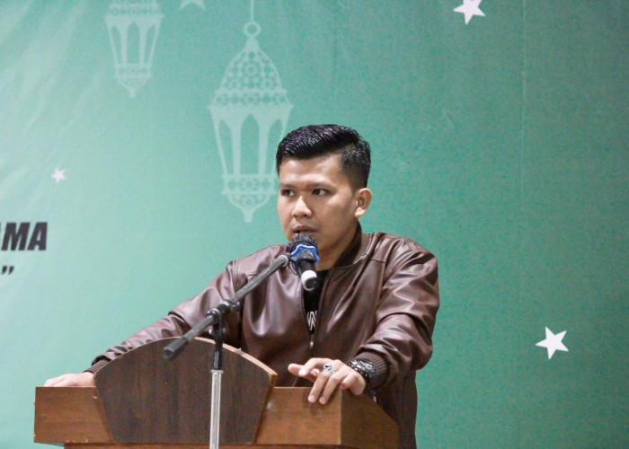 Layak Dijuluki “Pejabat Helikopter”: Kritik Tegas atas Gaya Kepemimpinan yang Kehilangan Kepekaan Rakyat