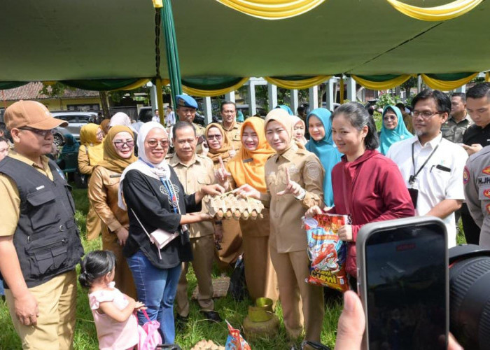 Pemkab Lahat Gelar Pasar Murah, Wabup Widia Ningsih Tekankan Stabilisasi Pangan 