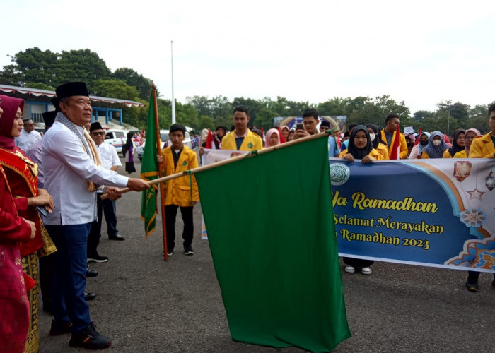 2500 Santri dan Guru Ngaji Tumpah Ruah Di Jalanan Kabupaten Lahat