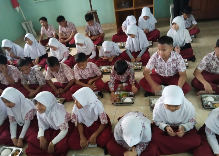 Inilah Menu Kesukaan Siswa-Siswi untuk MBG, Acara Pencatatan MURI Edukasi Gizi Serentak di Sekolah