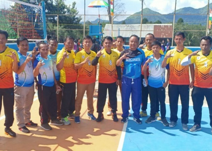 Bupati Lahat Cik Ujang Buka Open Turnamen Volly Ball Negeri Agung Cup