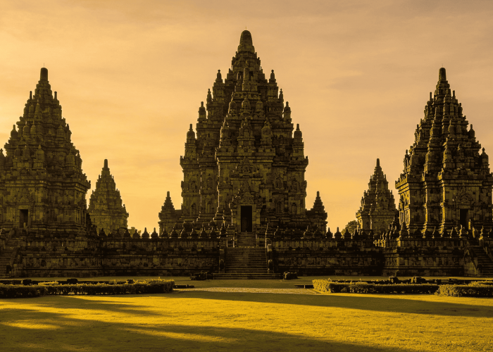  Candi Prambanan: Mahakarya Agung Peninggalan Hindu, Jejak Legenda Roro Jonggrang, dan Pesona Arsitektur