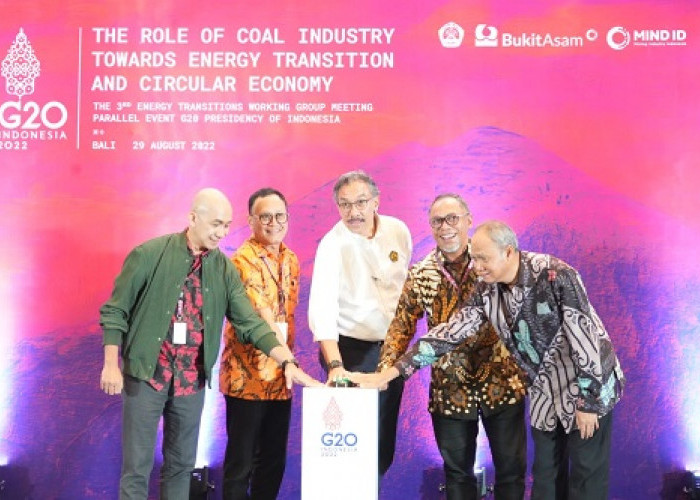 Grup MIND ID dan Pemerintah Bahas Peran Industri Batu Bara dalam Transisi Energi