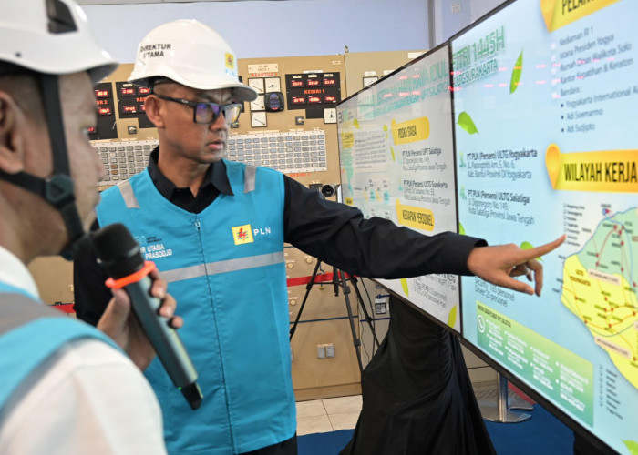 Kunjungi GITET 500 kV Pedan, Dirut PLN Pastikan Kesiapan Sistem Kelistrikan Jawa-Madura-Bali Layani Lebaran