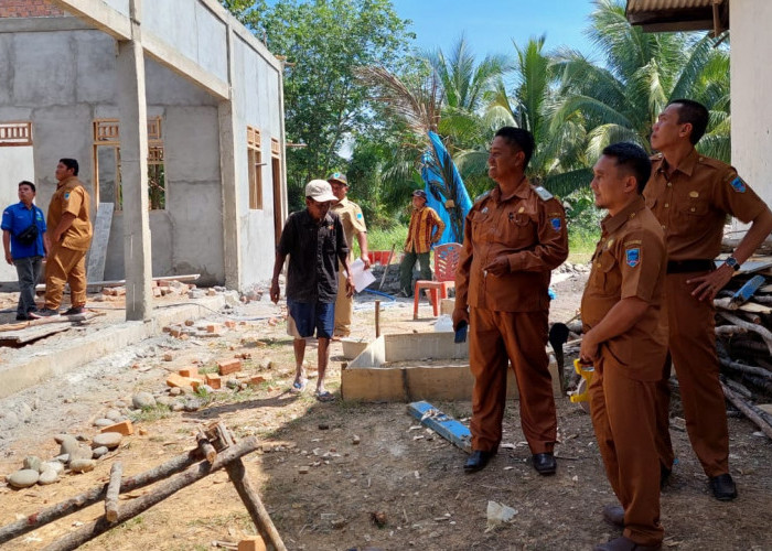 Pembangunan Balai Posyandu Mencapai 60 Persen Desa Cempaka Wangi