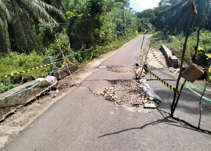 Keluhkan Terhadap Pihak Kecamatan Merapi Selatan Yang Di Nilai Lamban   