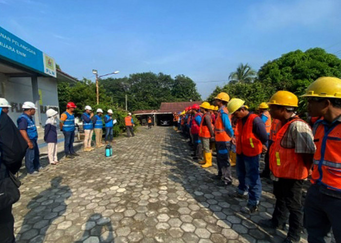 Kehandalan Harga Mati, PLN Muara Enim Kerahkan 150 Personil Hari Gabungan Penyulang Jupiter