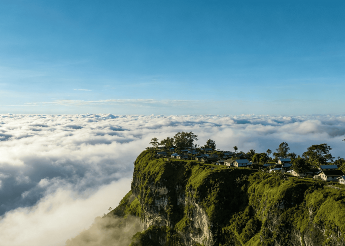 Desa Mantar Sumbawa Barat: Pesona Eksotis yang Terasa Seperti Berada di Atas Awan!
