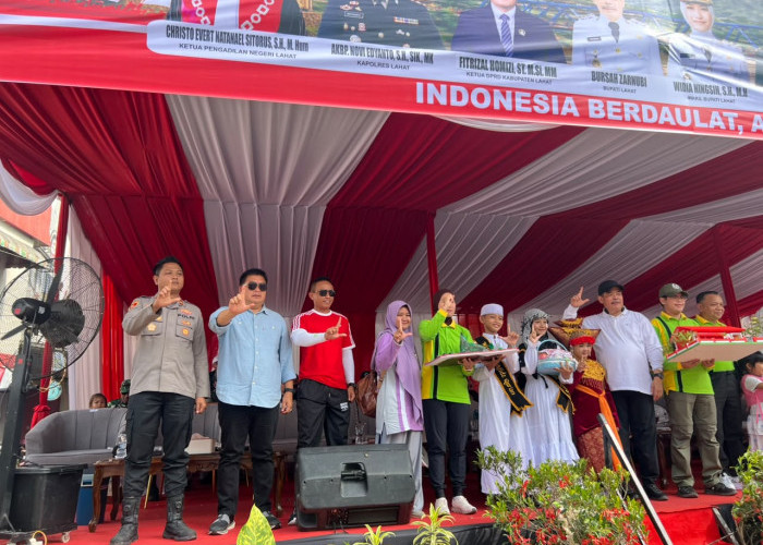 Kapolres Lahat Hadiri Pembukaan Pawai Pembangunan HUT RI ke-81 Kabupaten Lahat