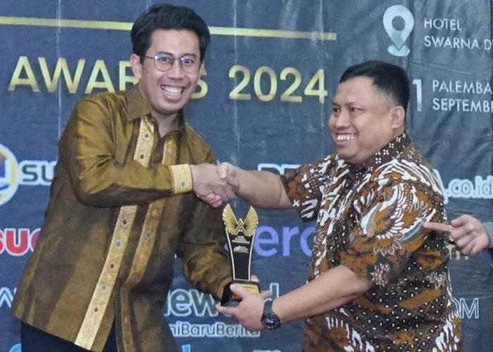 AMSI Sumsel Beri Anugerah Penghargaan CSR Terbaik kepada PLN UID S2JB