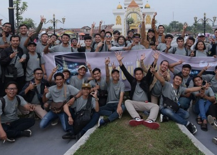 PTBA Kerahkan Semua Fotografer di Tugu Kujur Tanjung Enim Sumsel, Ada Apa ya