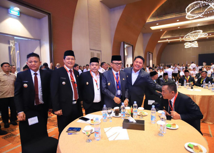 Gubernur Herman Deru Raih Penghargaan Pelopor Percepatan Meritokrasi dari BKN RI