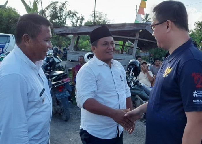 Pj Bupati Lahat Muhammad Farid Buka Turnamen Voli Ulang Tahun Kecamatan Lahat Selatan