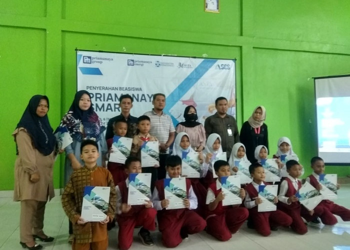 30 Siswa Desa Payo Terima Beasiswa Priamanaya Smart dari Priamanaya Group