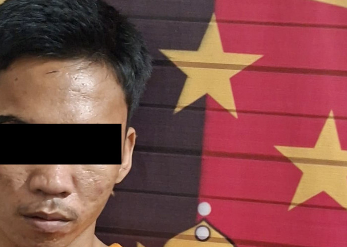 Lagi Sholat Magrib di Mushola Pelaku Bawa Kabur Motor Korban, Polsek Kikim Timur Tangkap Pelaku Curanmor