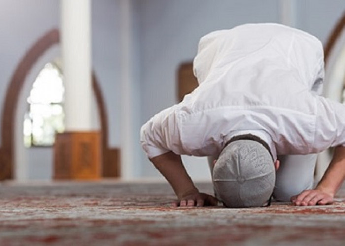 Alasan Pria Jarang Sholat ke Masjid