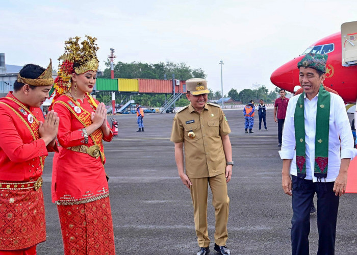 Pj Gubernur Agus Fatoni Sambut Kedatangan Presiden Jokowi Kunjungan Kerja ke Sumsel