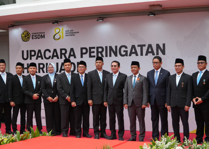 PTBA Raih Satyalancana Wira Karya, Tegaskan Komitmen pada Kinerja dan Pelayanan Unggul