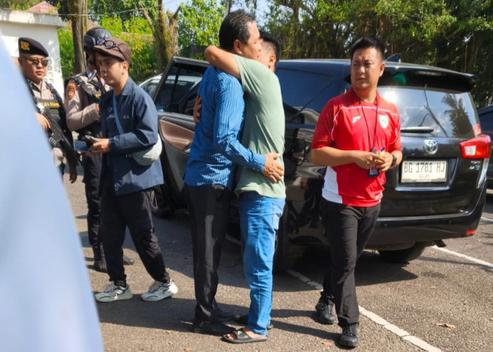 Selesai Pimpin Apel, Bupati Muara Enim Edison Terjaring OTT KPK