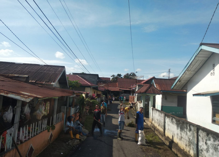 Atasi Banjir, kelurahan Talang Jawa selatan kompak ajak Warga lakukan ini