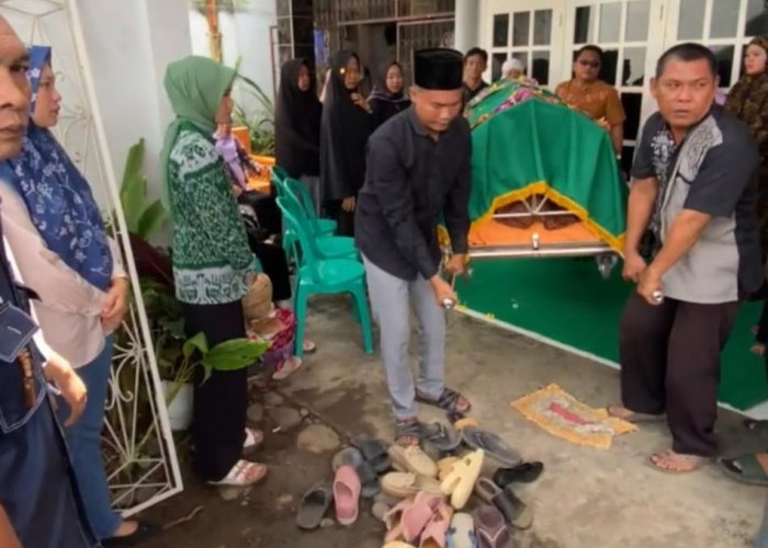 Wakil Bupati Lahat Terpilih Widia Ningsih Melayat Di Kediaman Almarhum Askar Sidiq