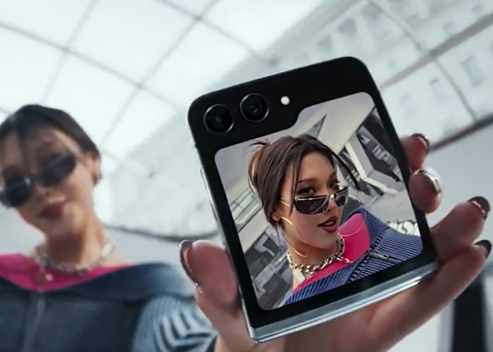 Samsung Galaxy Z Flip Ponsel Lipat Kualitas Kamera Baik 