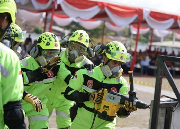 PTBA Gelar The 1st South Sumatera Fire and Rescue Challenge