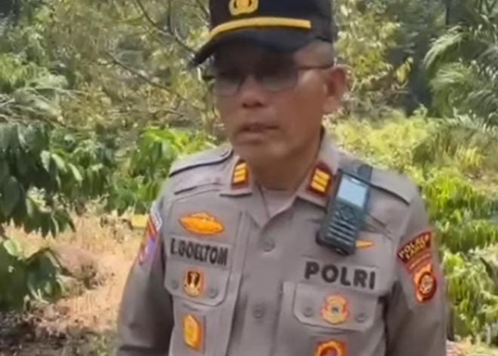 Medan Ekstrem, Kapolsek Merapi Barat Bersama Forkopimcam Padamkan Karhutla di Bukit Senubut