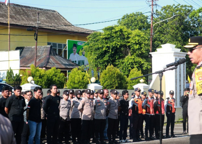 Persiapan Debat Publik Calon Bupati dan Wakil Bupati Lahat, Kapolres Lahat Pimpin Apel Pengamanan