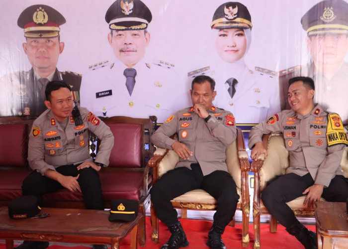 Kapolres Lahat Cek Pos Pam Sindang Panjang dalam Operasi Ketupat Musi 2026