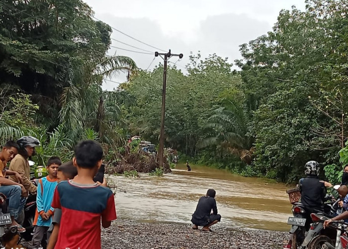 Selama Bertahun-tahun Jika Hujan Deras Dua Desa di Kabupaten Lahat ini Terisolir, Butuh Perhatian Pemerintah