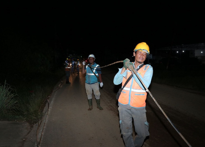 Listrik Sumut Hampir Pulih Sepenuhnya, PLN All Out Hidupkan Kembali Listrik Sibolga dan Tapanuli Tengah