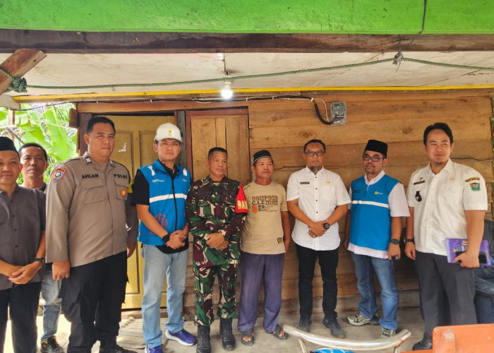 Cahaya Ramadhan di Kelurahan Tungkal Muara Enim: PLN Nyalakan Harapan Melalui 