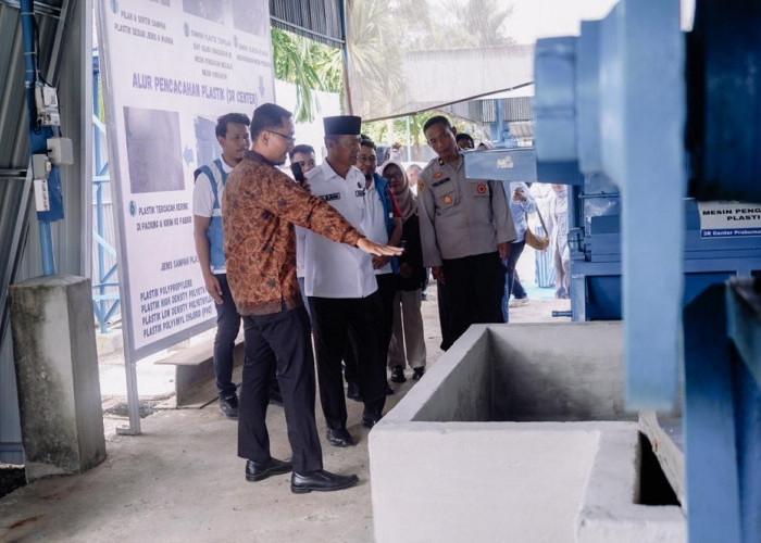 PLN UID S2JB Dorong Pengelolaan Sampah Berkelanjutan Lewat Bank Sampah Terpadu Berbasis Listrik di Prabumulih