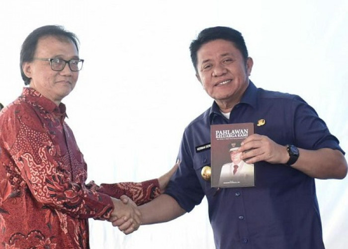Buku Biografi Kolonel TNI Purn Djarab Menginspirasi Generasi Muda dan Masyarakat