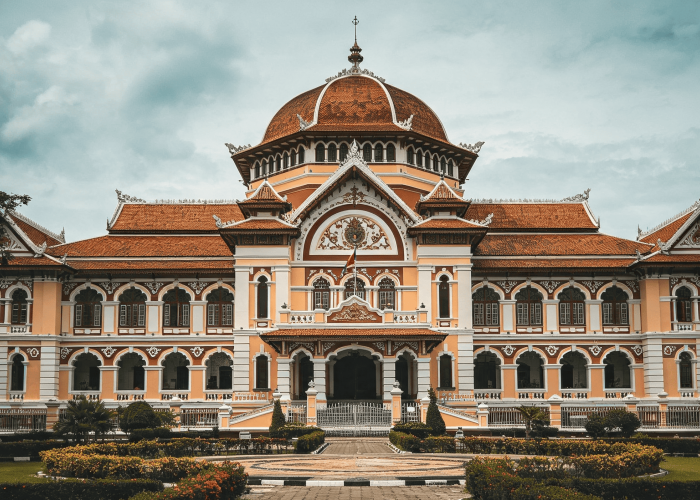 Museum Sultan Mahmud Badaruddin II: Jendela Kejayaan Palembang dan Destinasi Wisata Edukasi Penuh Nilai Sejati