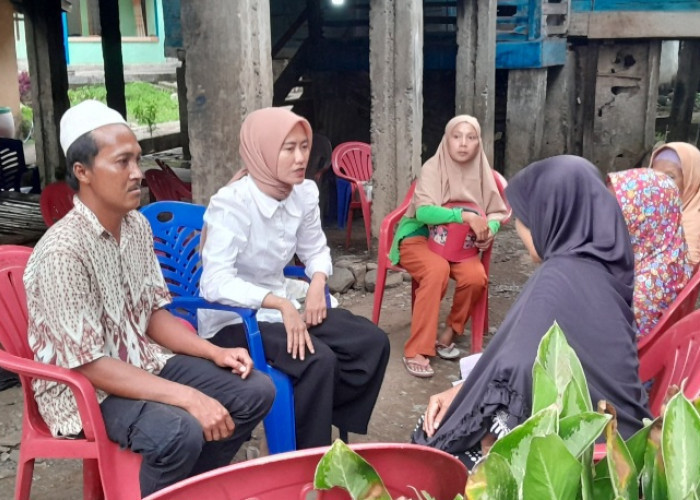 Di Tengah Kesibukannya Cawabup Lahat Widia Ningsih Selalu Menyempatkan Takziah Di Rumah Duka