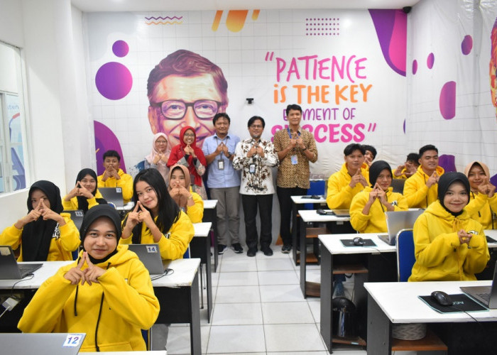 BPS Kabupaten Lahat dan Palcomtech Lahat Memperkuat Kolaborasi Dalam  Gerakan Literasi Statistik 