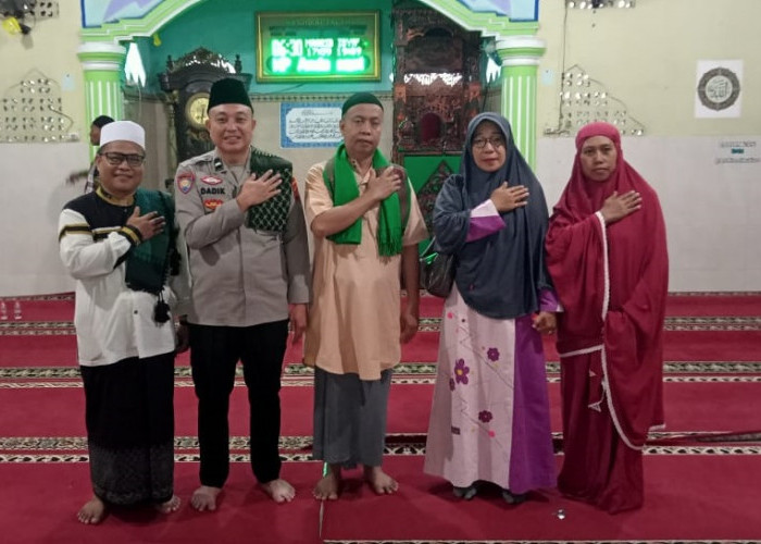 Dekatkan Diri dengan Tokoh Agama, Kanit Polmas Sat Binmas Polres Lahat Laksanakan Safari Subuh