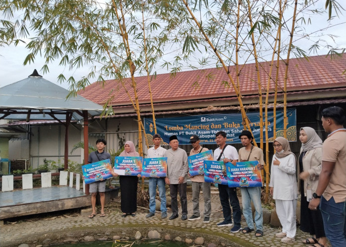 Bulan Puasa, Ketua FJL Pemenang Lomba Mancing Bersama PTBA-Media Lahat