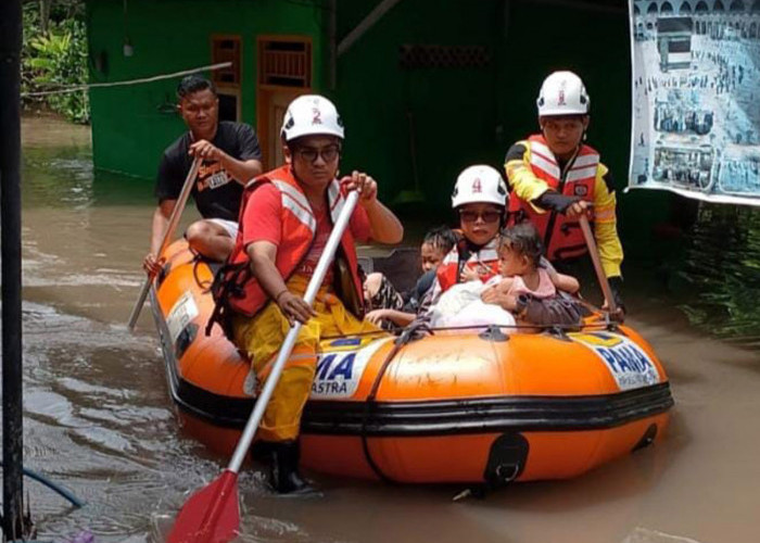 Bukit Asam (PTBA) Salurkan Bantuan untuk Korban Banjir di Lawang Kidul