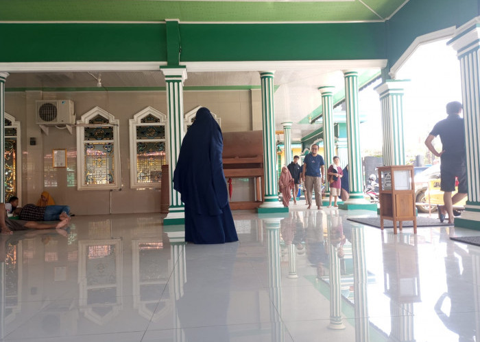 Masjid di Kabupaten Lahat Yang dimanfaatkan Pemudik dan Warga Untuk Beristirahat